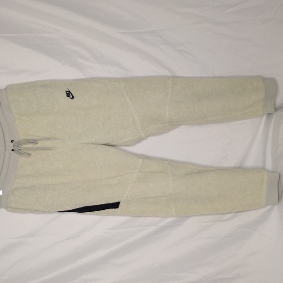 Nike White Sherpa Fleece Tech Icon Joggers Mens XL - Picture 1 of 7